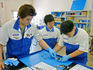 中学生职场体验（爱思帝精密）